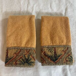 Avanti Gold-Tone Hand Towels with Ornate Border (Pair)